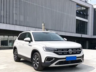 Volkswagen Tayron 2024 купить из Китая, цена 3 607 000 ₽ — Suifenhe Auto
