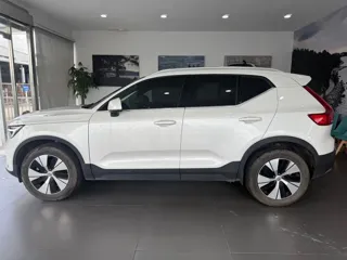Volvo XC40 2024 купить из Китая, цена 2 947 000 ₽ — Suifenhe Auto