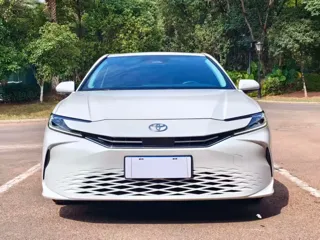Toyota Camry 2025 купить из Китая, цена 3 761 000 ₽ — Suifenhe Auto