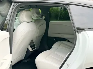 Xpeng P7+ 2024 купить из Китая, цена 4 131 000 ₽ — Suifenhe Auto