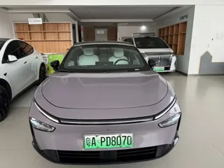 Xpeng P7+ 2025 купить из Китая, цена 4 197 000 ₽ — Suifenhe Auto