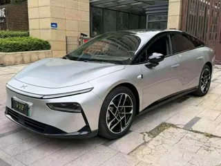 Xpeng P7+ 2024 купить из Китая, цена 4 011 000 ₽ — Suifenhe Auto