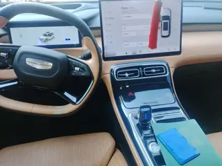 Geely Boyue L 2025 купить из Китая, цена 3 089 000 ₽ — Suifenhe Auto