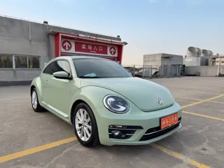 Volkswagen Beetle 2018 купить из Китая, цена 1 678 000 ₽ — Suifenhe Auto