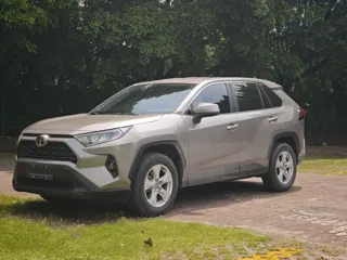 Toyota RAV4 2024 купить из Китая, цена 3 200 000 ₽ — Suifenhe Auto