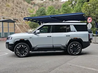 Fangchengbao Bao 8 2025 купить из Китая, цена 9 789 000 ₽ — Suifenhe Auto