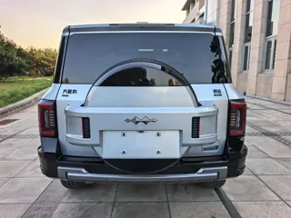 Fangchengbao Bao 8 2024 купить из Китая, цена 9 040 000 ₽ — Suifenhe Auto