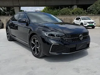 Volkswagen Passat 2025 купить из Китая, цена 3 858 000 ₽ — Suifenhe Auto