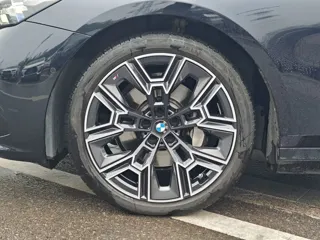 BMW 5-Series 2025 купить из Китая, цена 7 405 000 ₽ — Suifenhe Auto
