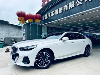 BMW 5-Series 2024 купить из Китая, цена 6 352 000 ₽ — Suifenhe Auto