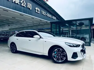 BMW 5-Series 2024 купить из Китая, цена 6 352 000 ₽ — Suifenhe Auto