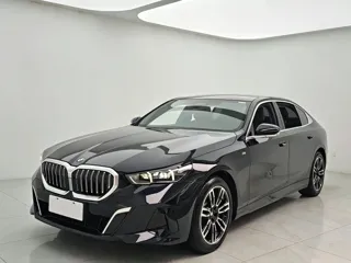 BMW 5-Series 2024 купить из Китая, цена 6 651 000 ₽ — Suifenhe Auto