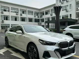 BMW 5-Series 2024 купить из Китая, цена 6 134 000 ₽ — Suifenhe Auto