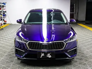 Skoda Octavia 2023 купить из Китая, цена 2 013 000 ₽ — Suifenhe Auto