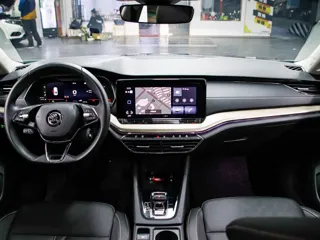 Skoda Octavia 2023 купить из Китая, цена 2 013 000 ₽ — Suifenhe Auto