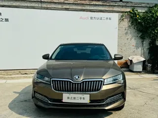 Skoda Superb 2021 купить из Китая, цена 1 438 000 ₽ — Suifenhe Auto