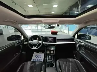 Volkswagen Tiguan 2024 купить из Китая, цена 4 146 000 ₽ — Suifenhe Auto