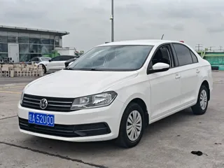 Volkswagen Santana 2020 купить из Китая, цена 1 196 000 ₽ — Suifenhe Auto