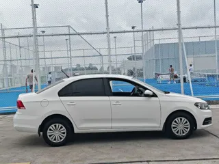 Volkswagen Santana 2020 купить из Китая, цена 1 196 000 ₽ — Suifenhe Auto