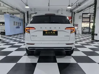 Skoda Karoq 2022 купить из Китая, цена 1 925 000 ₽ — Suifenhe Auto