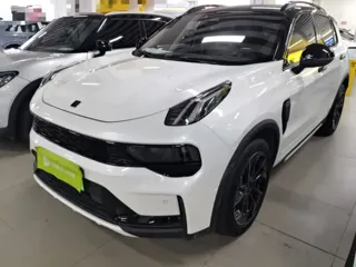 Lynk & Co 01 EM-P 2022 купить из Китая, цена 3 905 000 ₽ — Suifenhe Auto
