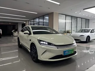 BYD Qin 2025 купить из Китая, цена 3 311 000 ₽ — Suifenhe Auto