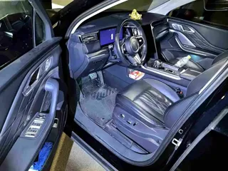 Hongqi HS7 2024 купить из Китая, цена 4 319 000 ₽ — Suifenhe Auto