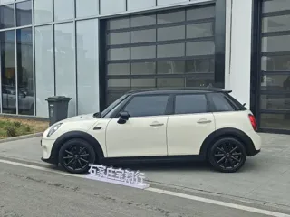 MINI Cooper 2021 купить из Китая, цена 2 112 000 ₽ — Suifenhe Auto