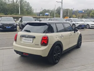MINI Cooper 2021 купить из Китая, цена 2 112 000 ₽ — Suifenhe Auto