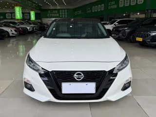 Nissan Teana 2021 купить из Китая, цена 2 003 000 ₽ — Suifenhe Auto