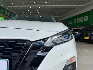 Nissan Teana 2021 купить из Китая, цена 2 003 000 ₽ — Suifenhe Auto