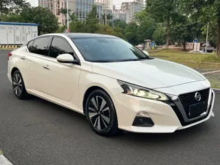 Nissan Teana 2021 купить из Китая, цена 2 053 000 ₽ — Suifenhe Auto