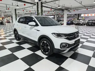 Volkswagen Tacqua 2022 купить из Китая, цена 1 611 000 ₽ — Suifenhe Auto