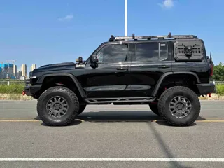 Tank 300 2025 купить из Китая, цена 6 074 000 ₽ — Suifenhe Auto