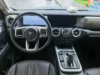 Tank 300 2024 купить из Китая, цена 5 228 000 ₽ — Suifenhe Auto