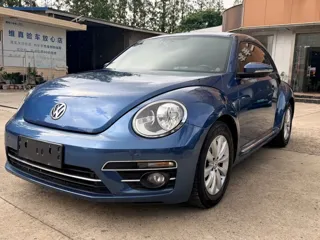 Volkswagen Beetle 2018 купить из Китая, цена 1 574 000 ₽ — Suifenhe Auto