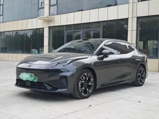 Lynk & Co 07 EM-P 2026 купить из Китая, цена 3 496 000 ₽ — Suifenhe Auto