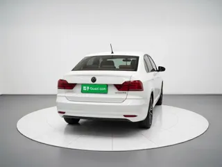 Volkswagen Santana 2018 купить из Китая, цена 1 143 000 ₽ — Suifenhe Auto