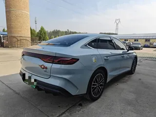 BYD Qin 2024 купить из Китая, цена 2 838 000 ₽ — Suifenhe Auto