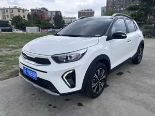 Kia Stonic 2024 купить из Китая, цена 1 602 000 ₽ — Suifenhe Auto
