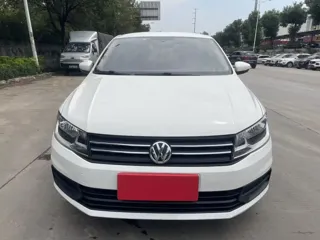Volkswagen Santana 2019 купить из Китая, цена 1 131 000 ₽ — Suifenhe Auto