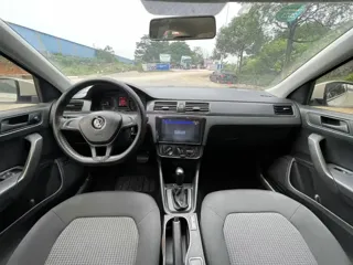 Volkswagen Santana 2019 купить из Китая, цена 1 131 000 ₽ — Suifenhe Auto