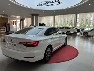 Volkswagen Sagitar 2021 купить из Китая, цена 1 420 000 ₽ — Suifenhe Auto