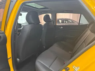 Kia Stonic 2023 купить из Китая, цена 1 496 000 ₽ — Suifenhe Auto