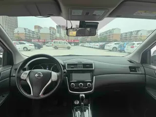 Nissan Tiida 2019 купить из Китая, цена 1 340 000 ₽ — Suifenhe Auto