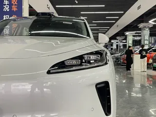 Shangjie H5 2025 купить из Китая, цена 3 749 000 ₽ — Suifenhe Auto
