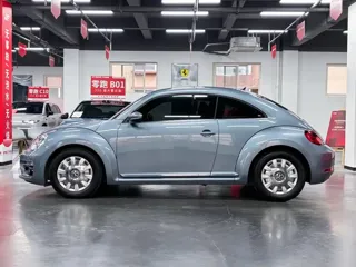 Volkswagen Beetle 2020 купить из Китая, цена 1 495 000 ₽ — Suifenhe Auto