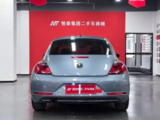 Volkswagen Beetle 2020 купить из Китая, цена 1 495 000 ₽ — Suifenhe Auto