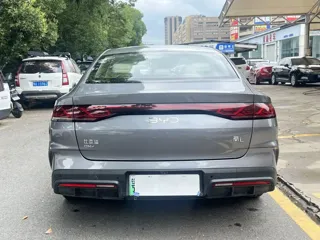 BYD Qin 2024 купить из Китая, цена 2 762 000 ₽ — Suifenhe Auto