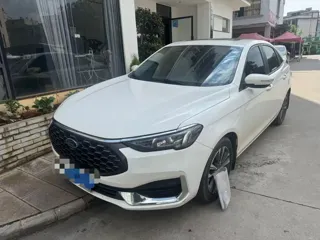 Ford Escort 2021 купить из Китая, цена 1 339 000 ₽ — Suifenhe Auto